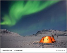 Erhellt die lange Polarnacht ein wenig: das Polarlicht